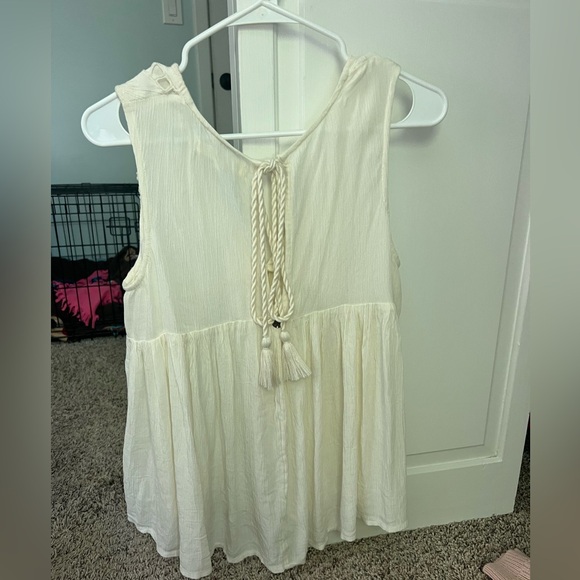 Rip curl size small, white top - Picture 2 of 2